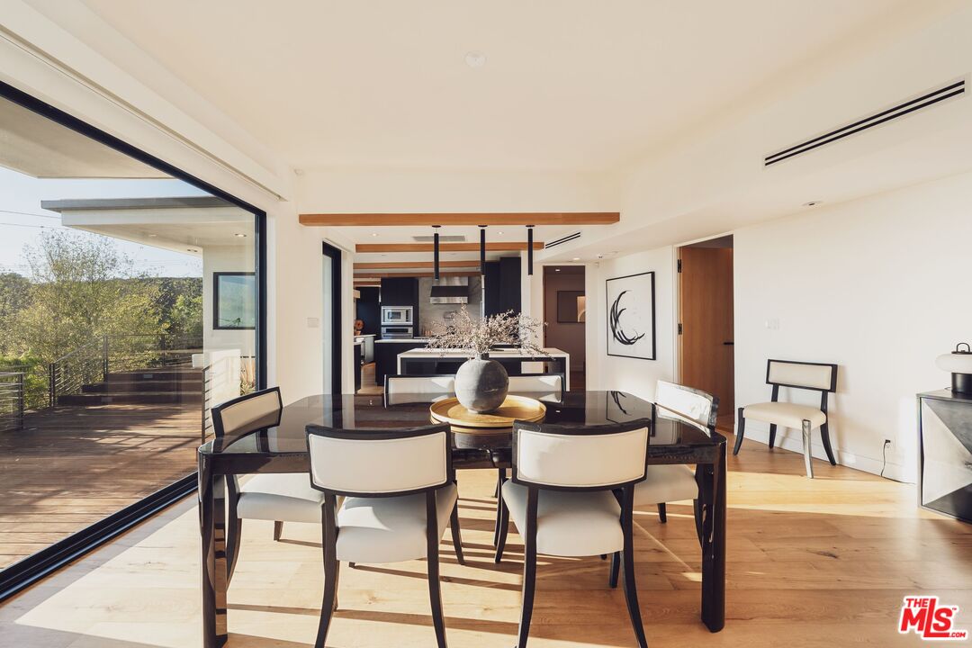 MLS #25601075 image #8