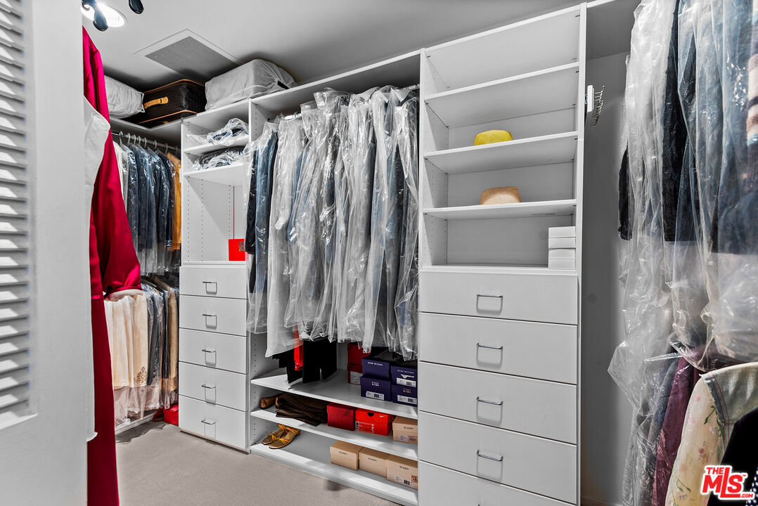 MLS #25601333 image #24