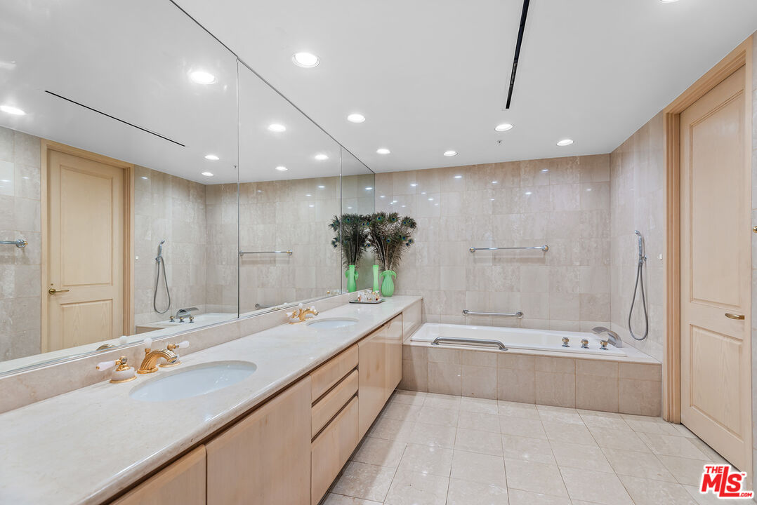 MLS #25601333 image #25