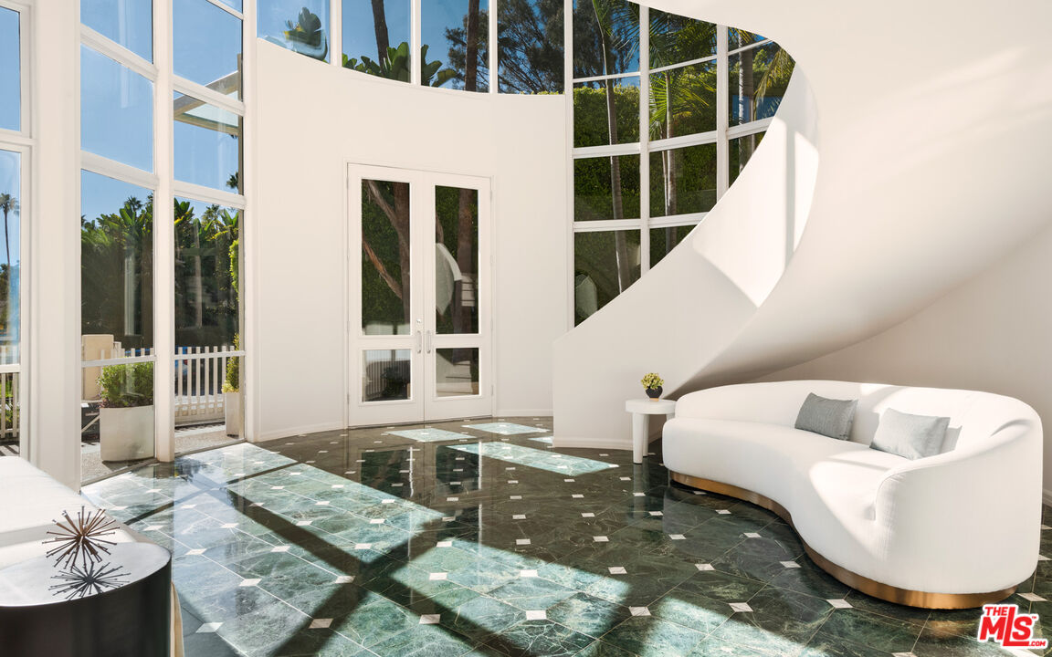 MLS #25601371 image #3