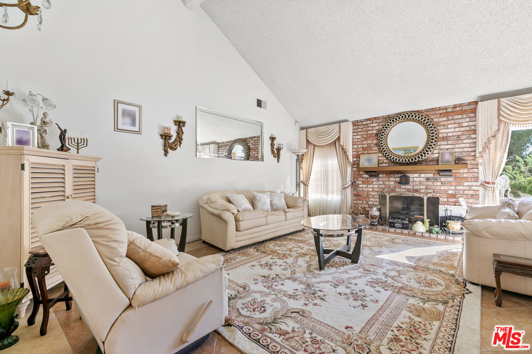 MLS #25601459 image #7