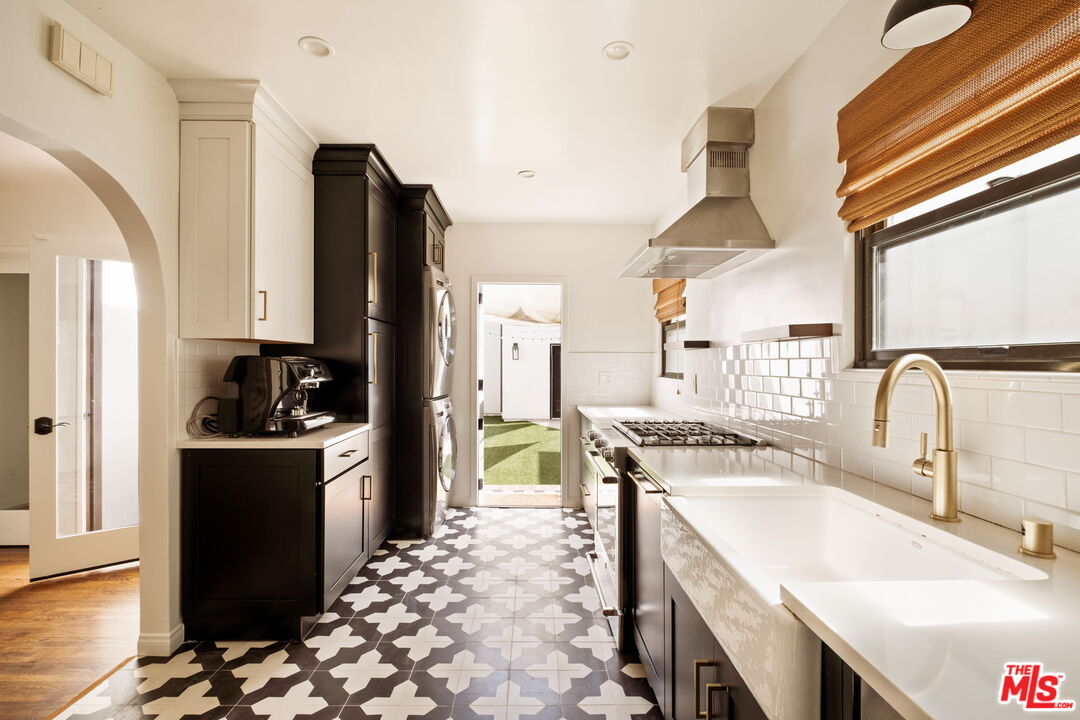 MLS #25601733 image #22