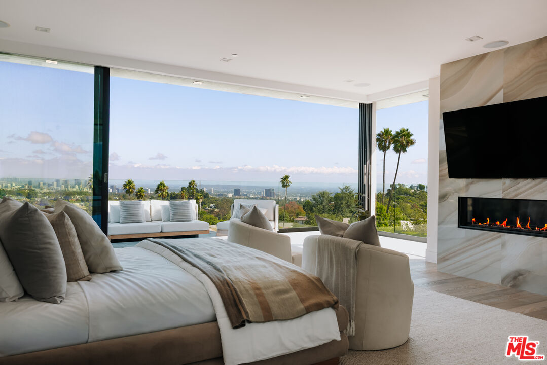 MLS #25601855 image #18