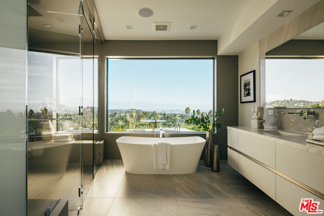 MLS #25601855 image #20