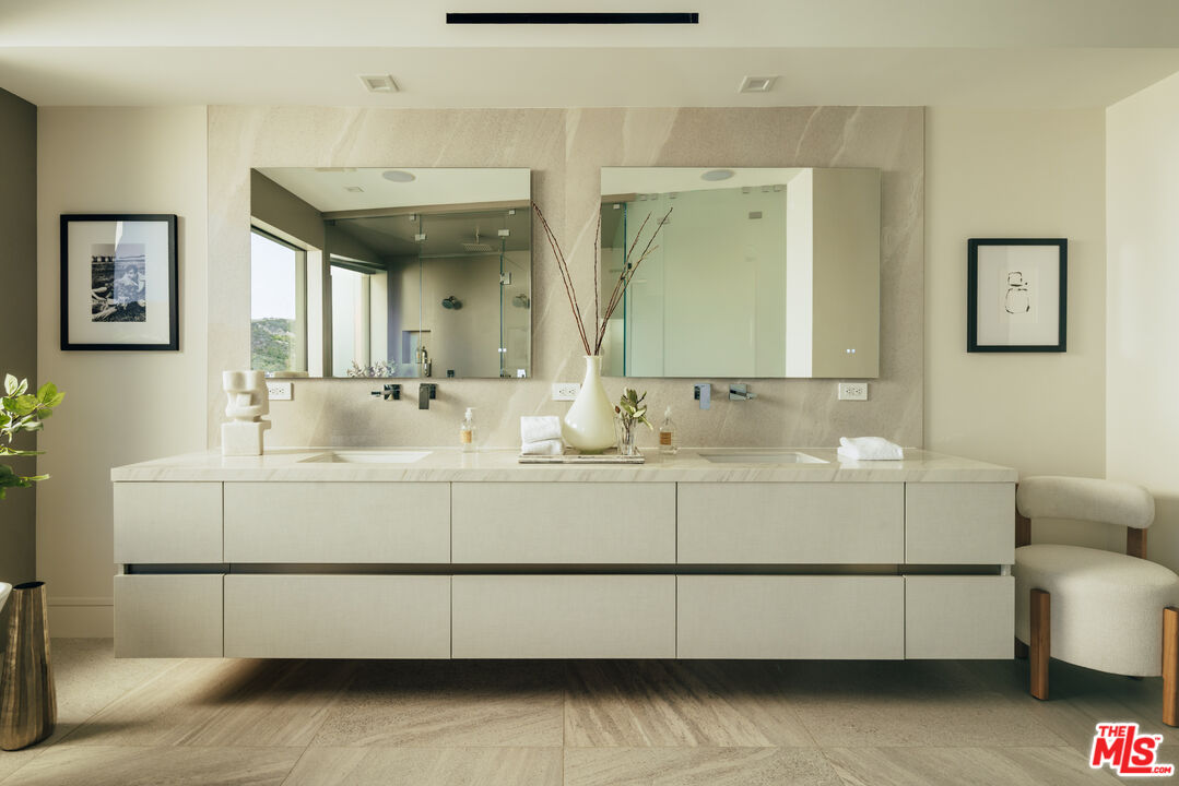 MLS #25601855 image #21