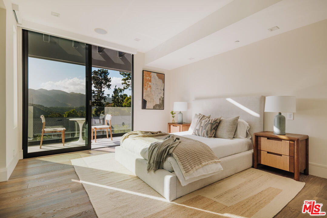 MLS #25601855 image #24