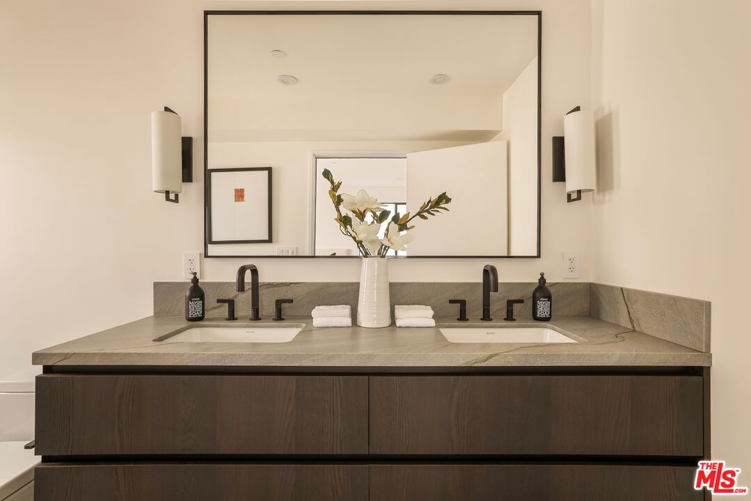 MLS #25601885 image #32