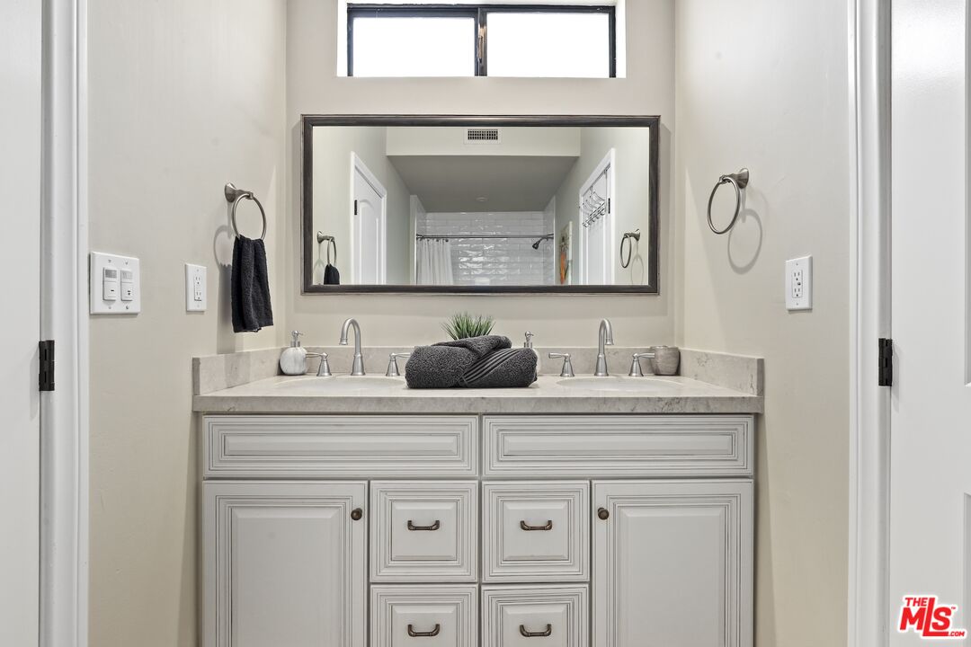 MLS #25601925 image #31