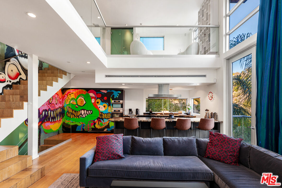 MLS #25602053 image #24