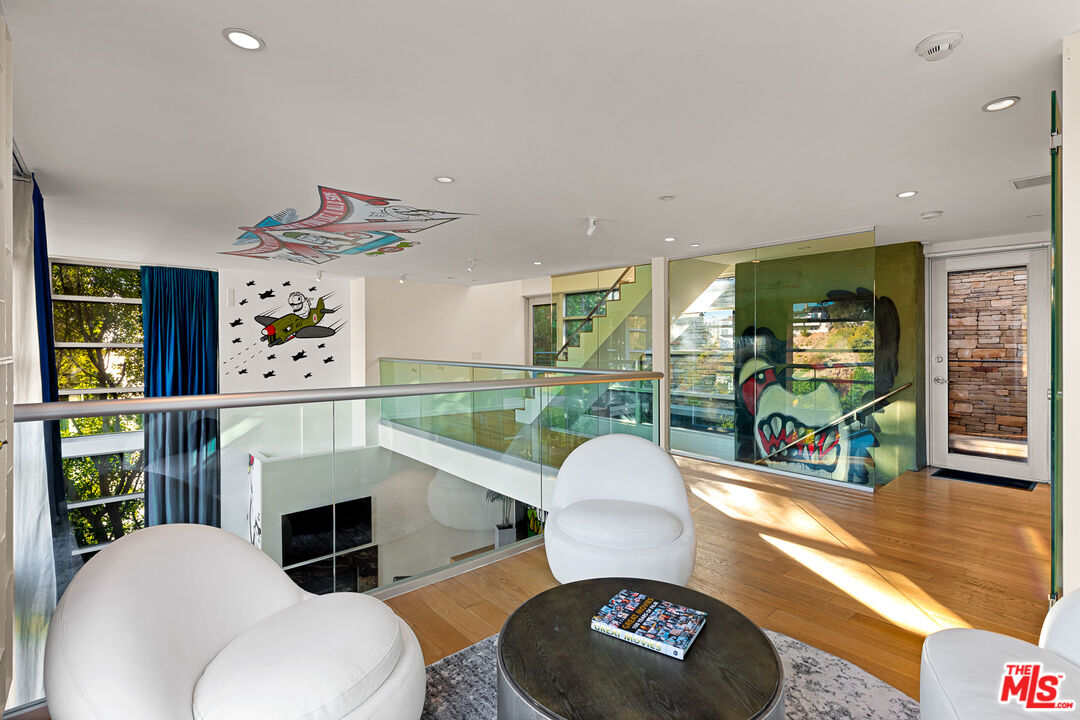 MLS #25602053 image #33