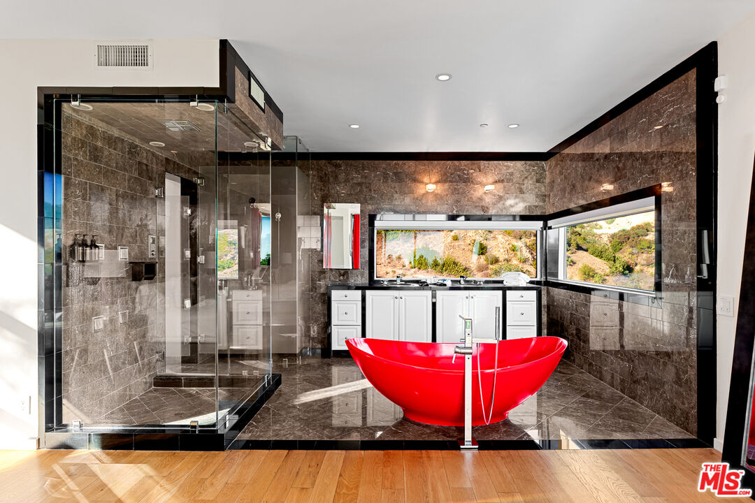 MLS #25602053 image #41