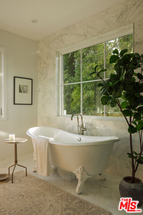 MLS #25602073 image #13