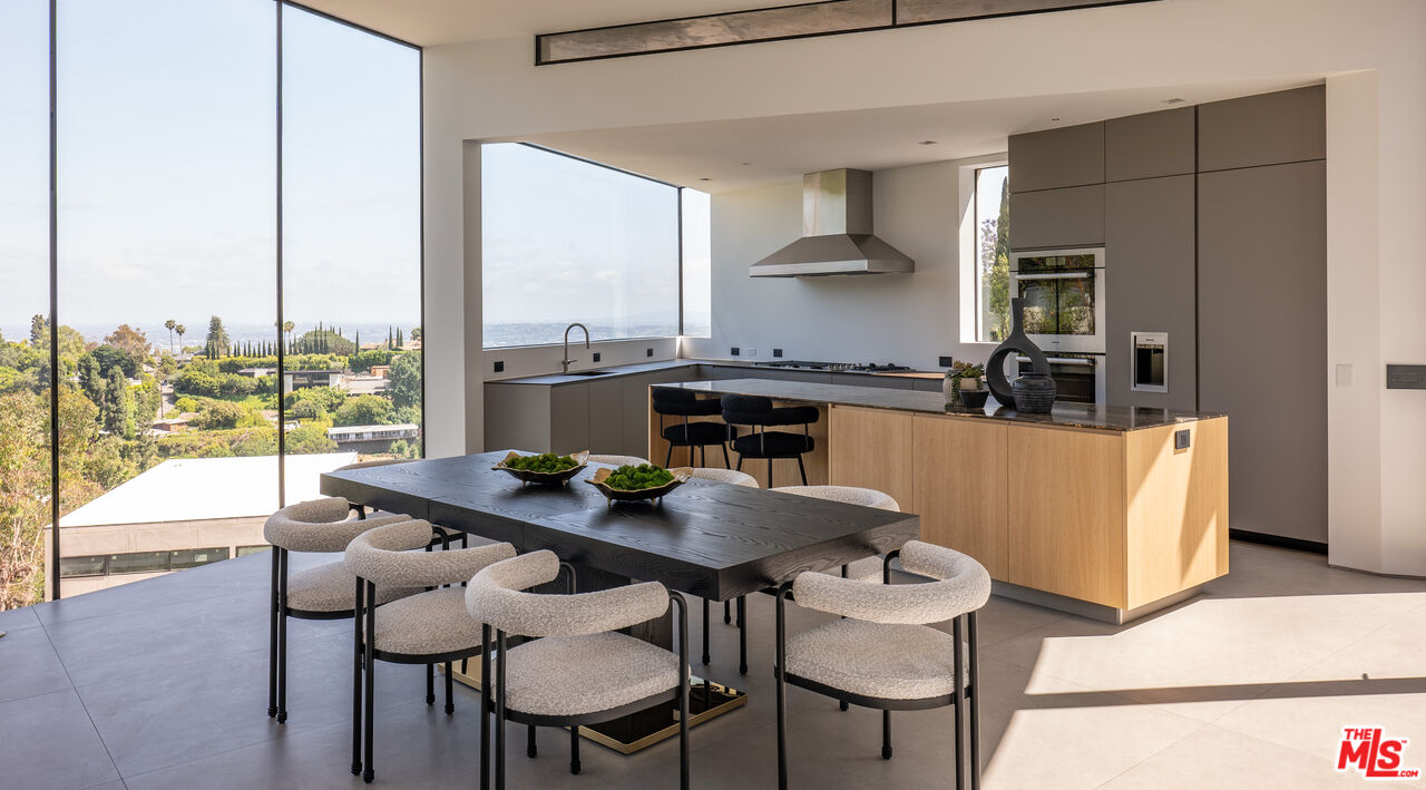 MLS #25602075 image #12