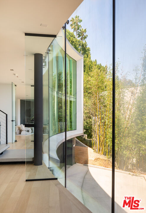 MLS #25602075 image #32