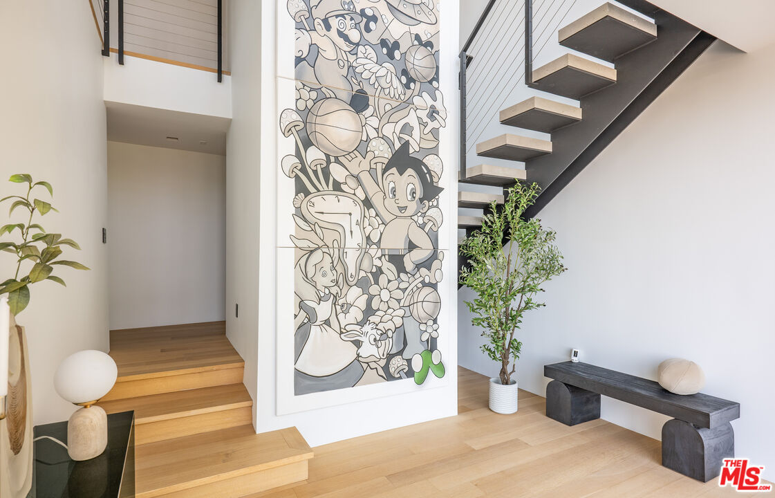 MLS #25602075 image #33