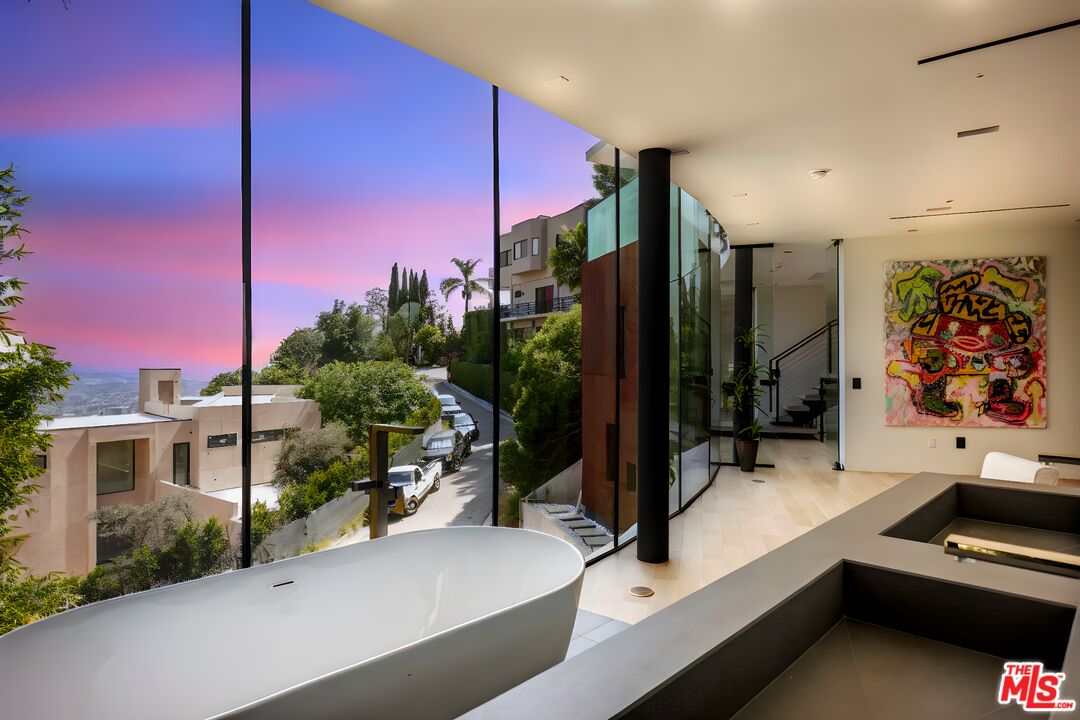 MLS #25602075 image #44