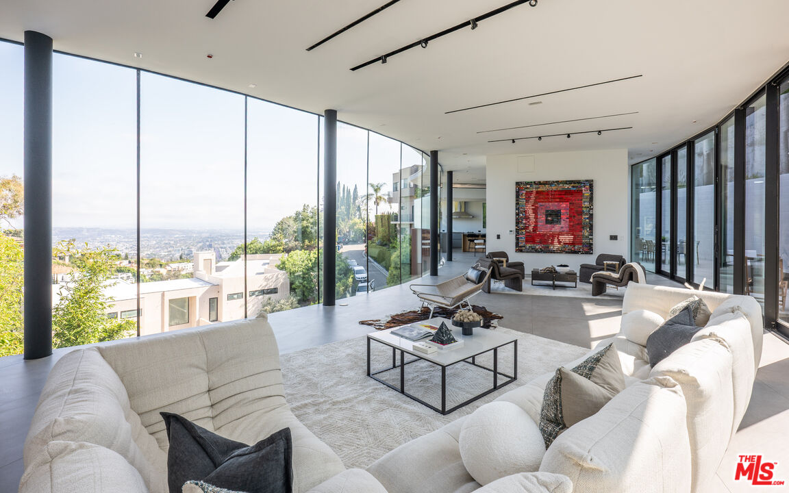 MLS #25602075 image #4