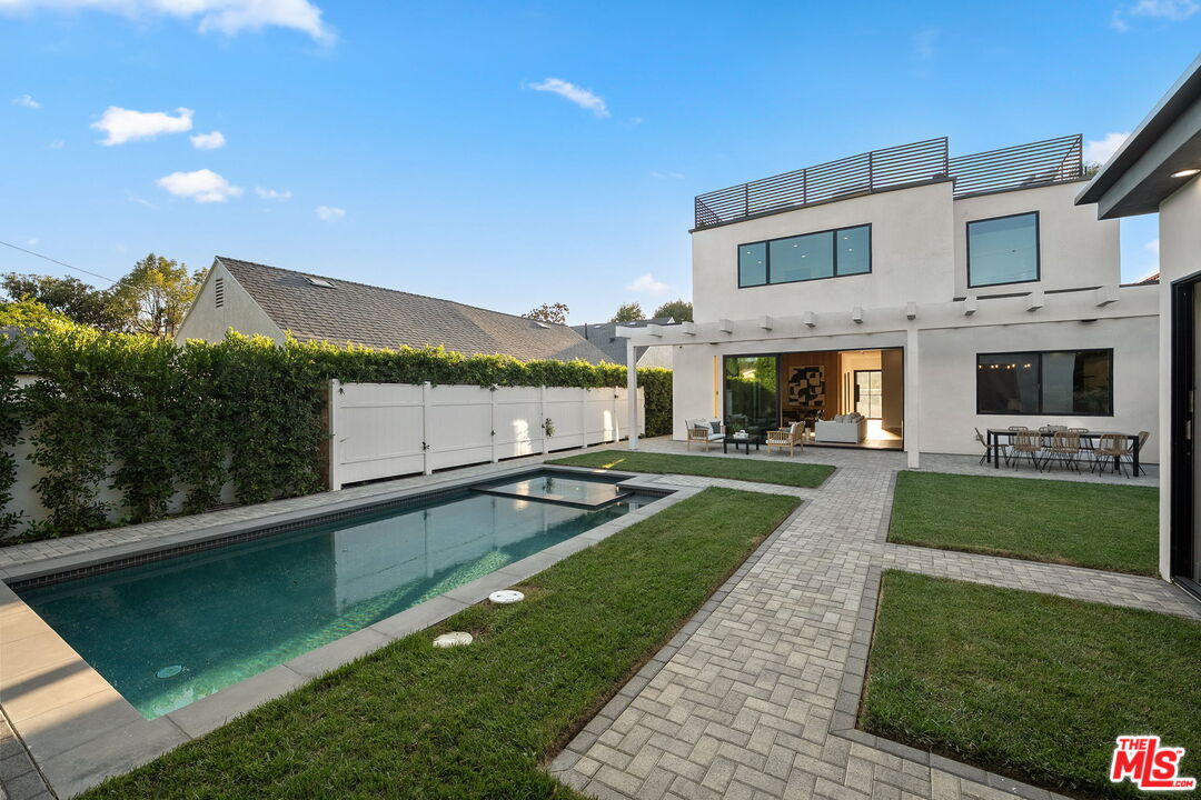 MLS #25602085 image #1