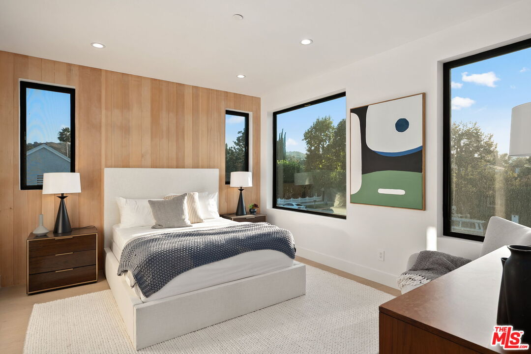 MLS #25602085 image #25