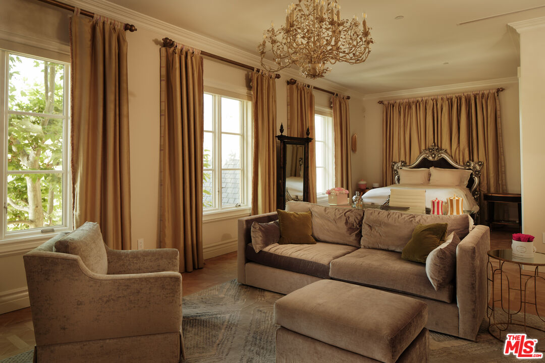 MLS #25602121 image #16