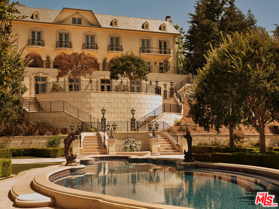 MLS #25602121 image #0