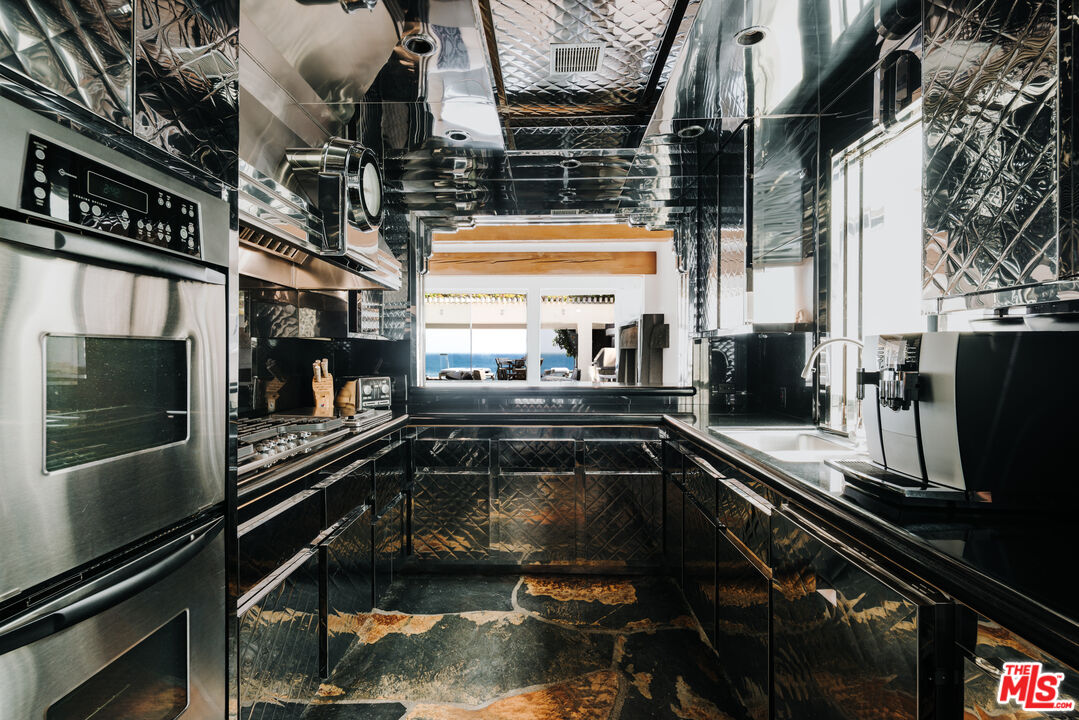 MLS #25602129 image #8