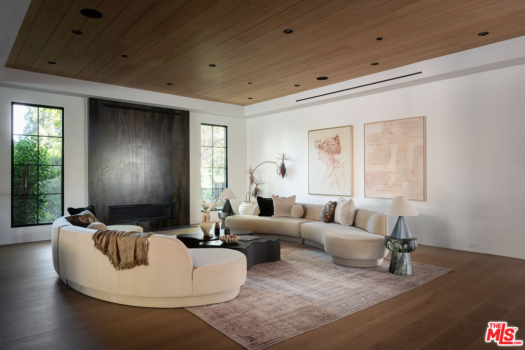 MLS #25602149 image #13