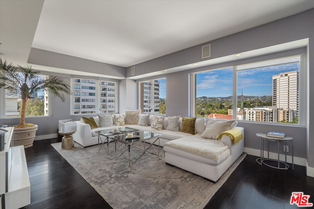 MLS #25602197 image #1