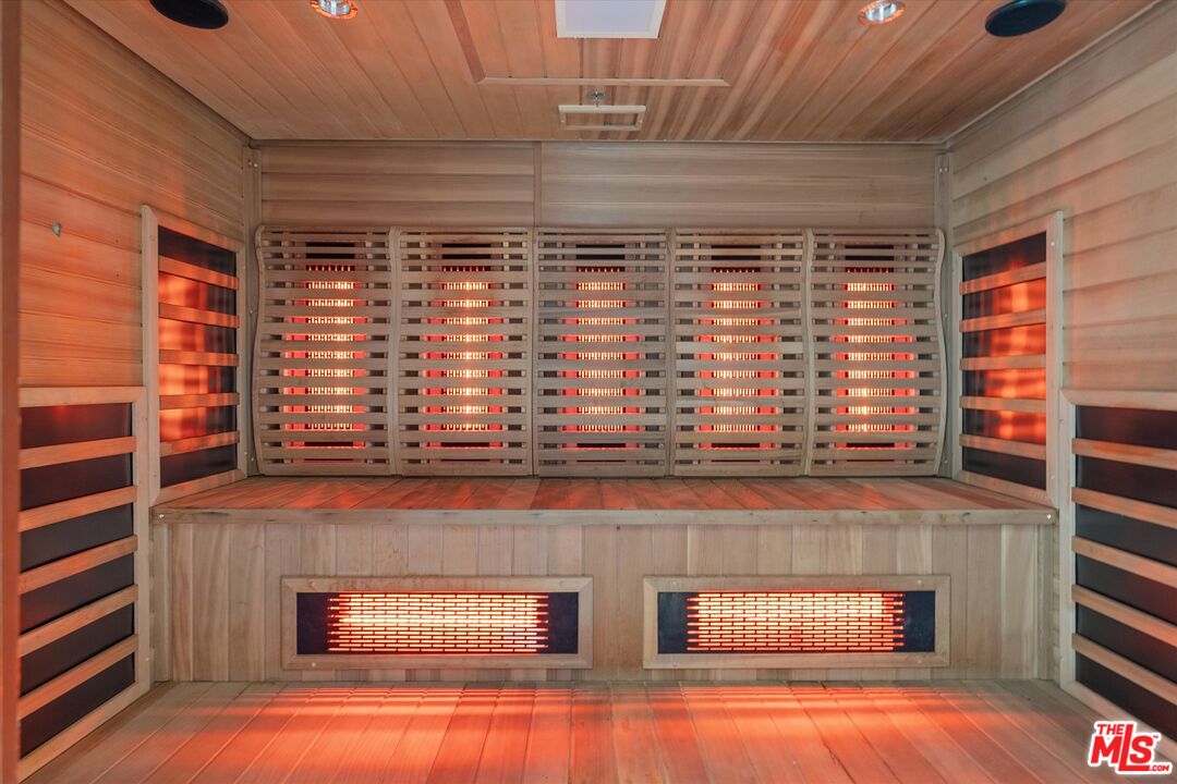 MLS #25602197 image #31