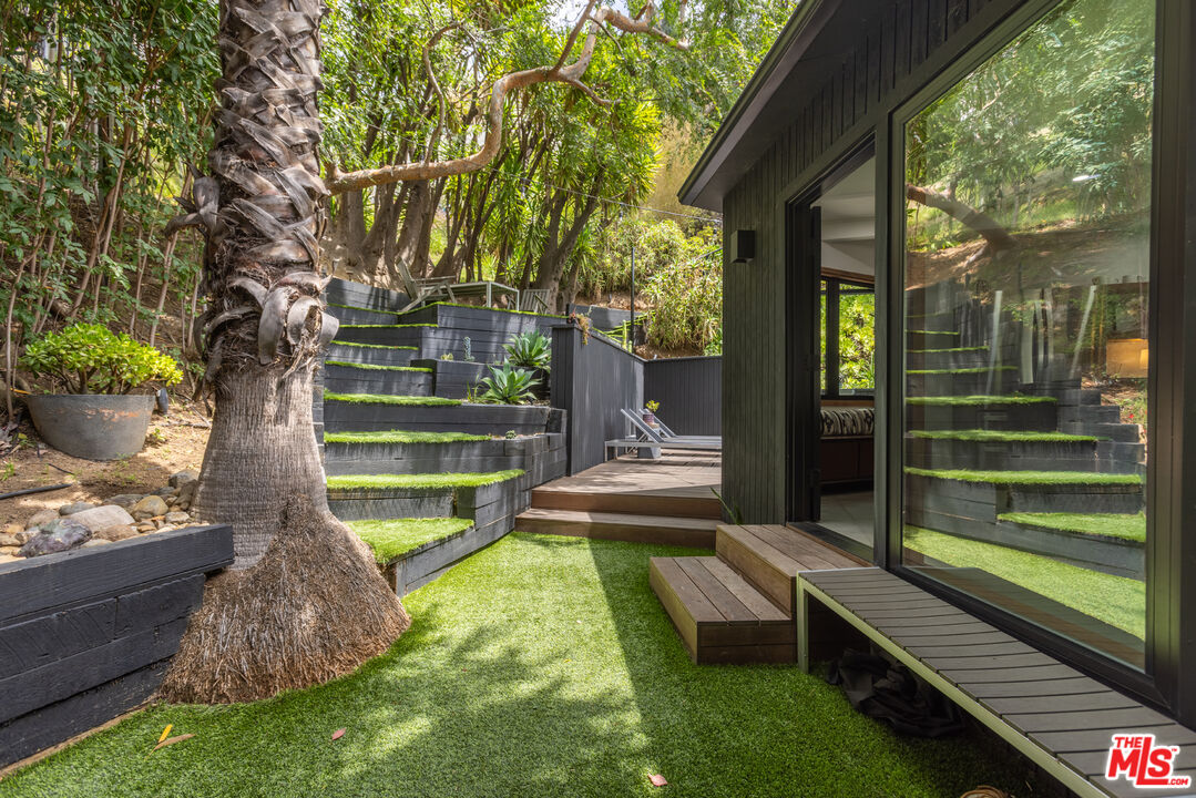 MLS #25602203 image #1