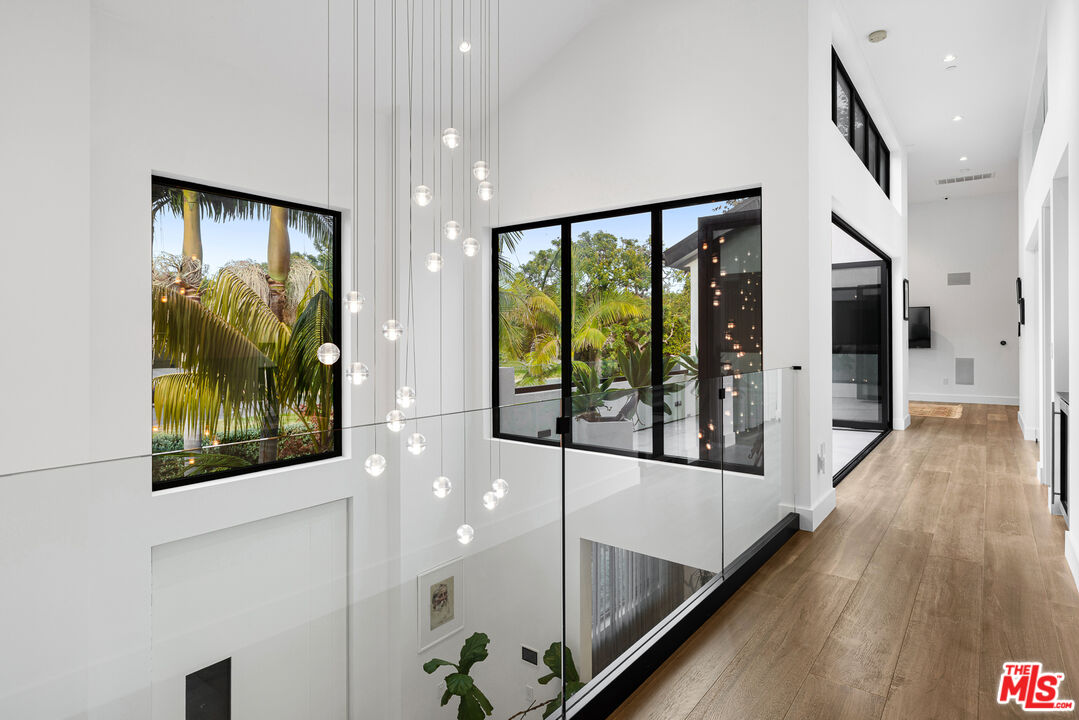 MLS #25602237 image #14