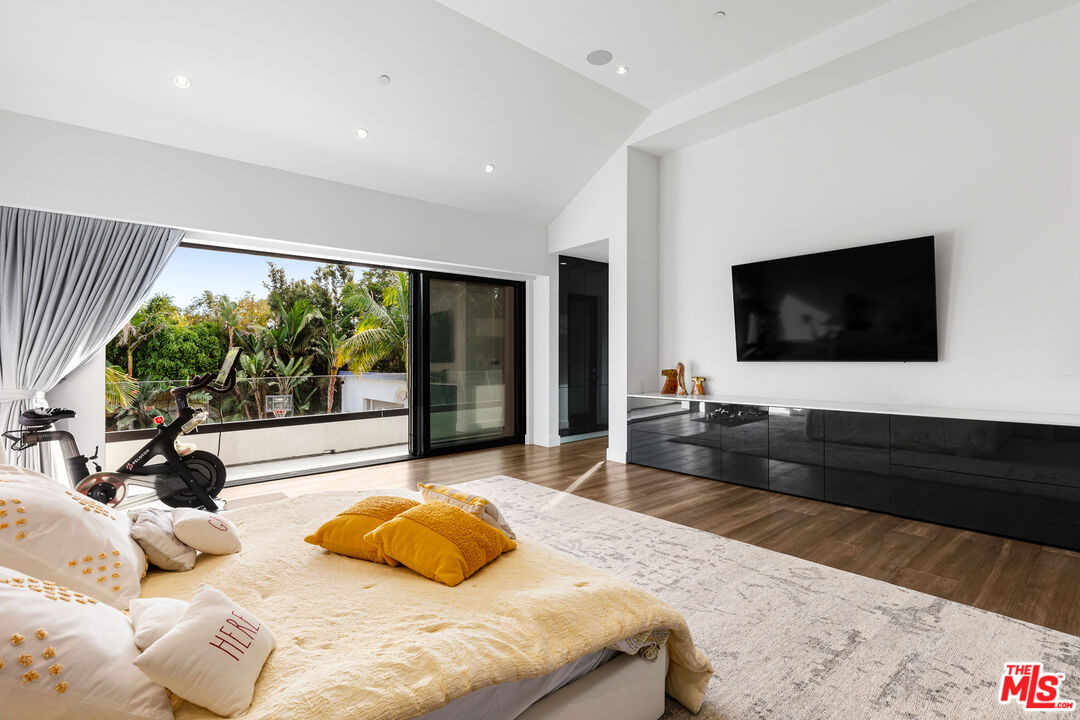 MLS #25602237 image #17