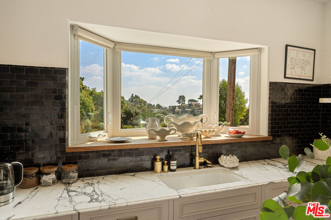 MLS #25602363 image #19