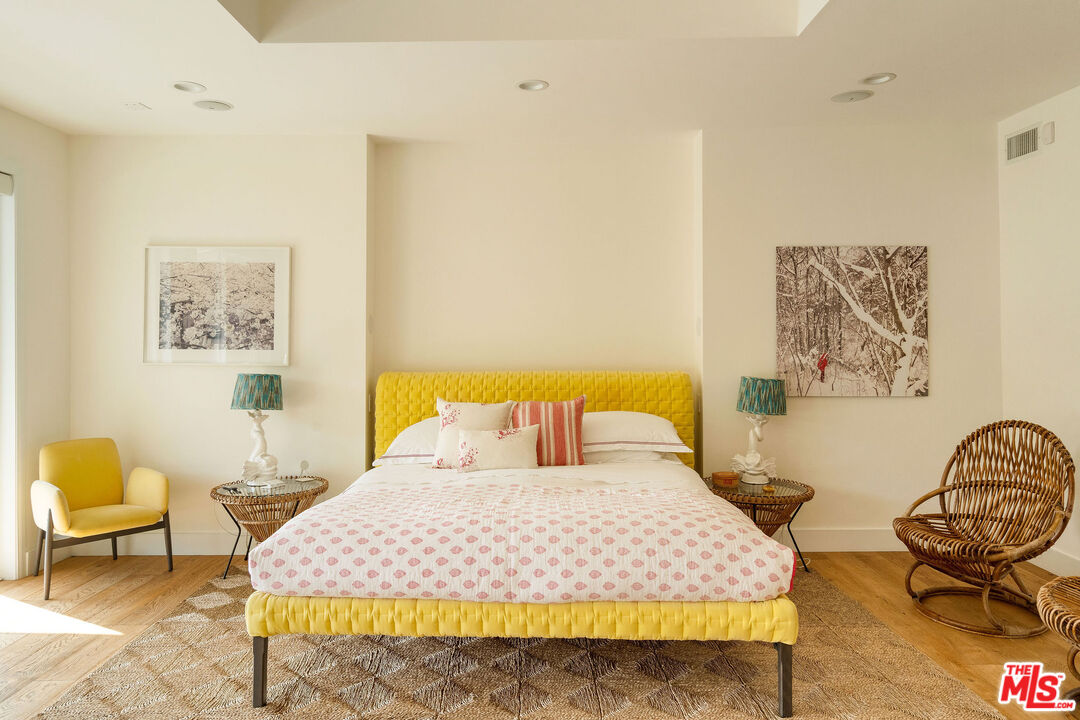 MLS #25602363 image #25