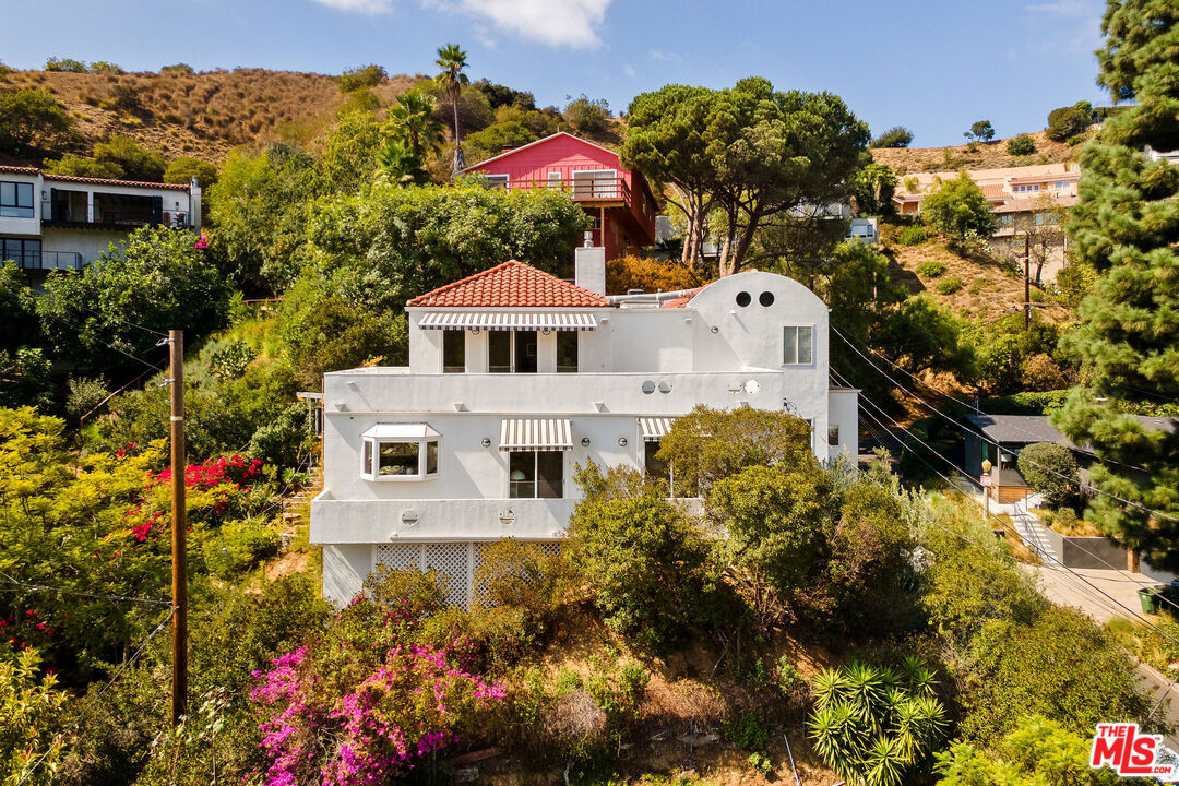 MLS #25602363 image #51