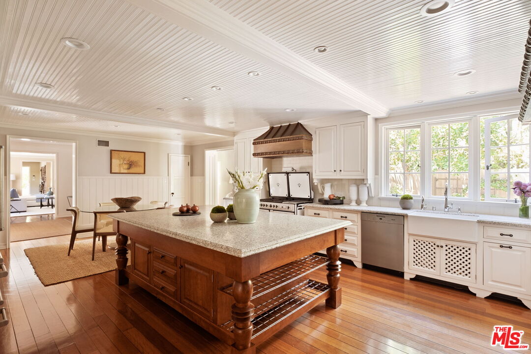 MLS #25602377 image #9