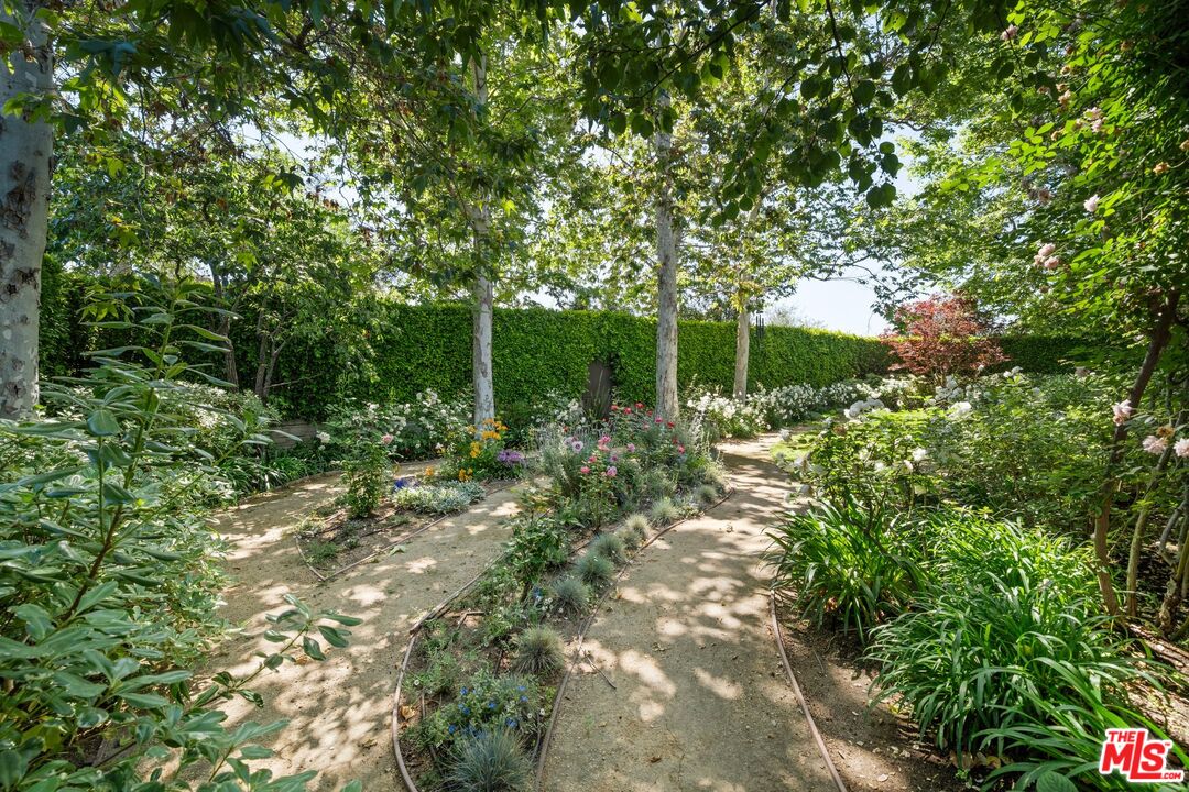 MLS #25602377 image #51