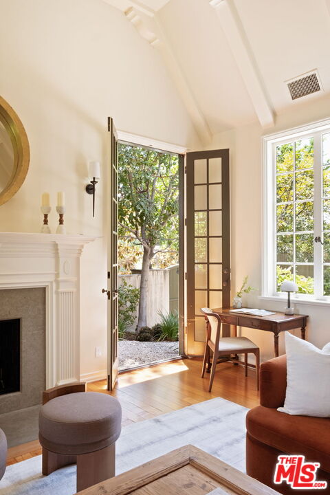 MLS #25602377 image #6