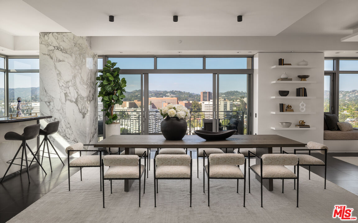 MLS #25602381 image #1