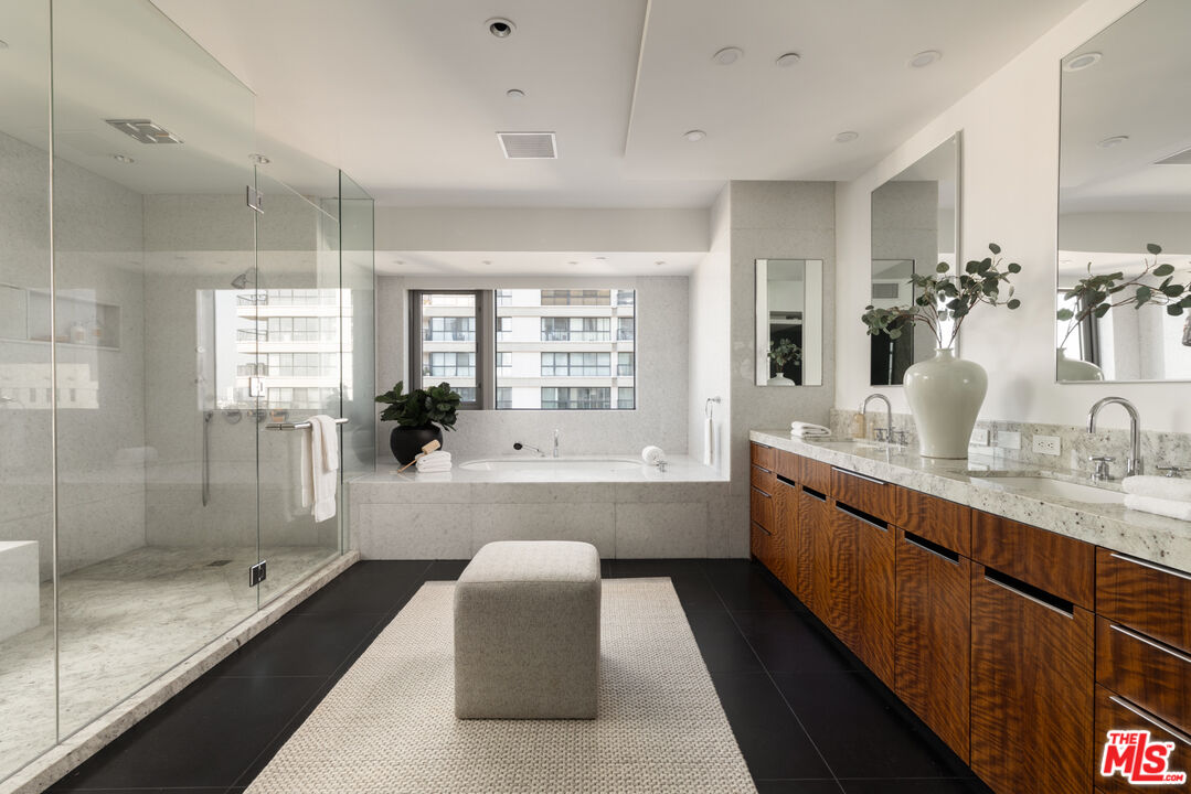 MLS #25602381 image #7