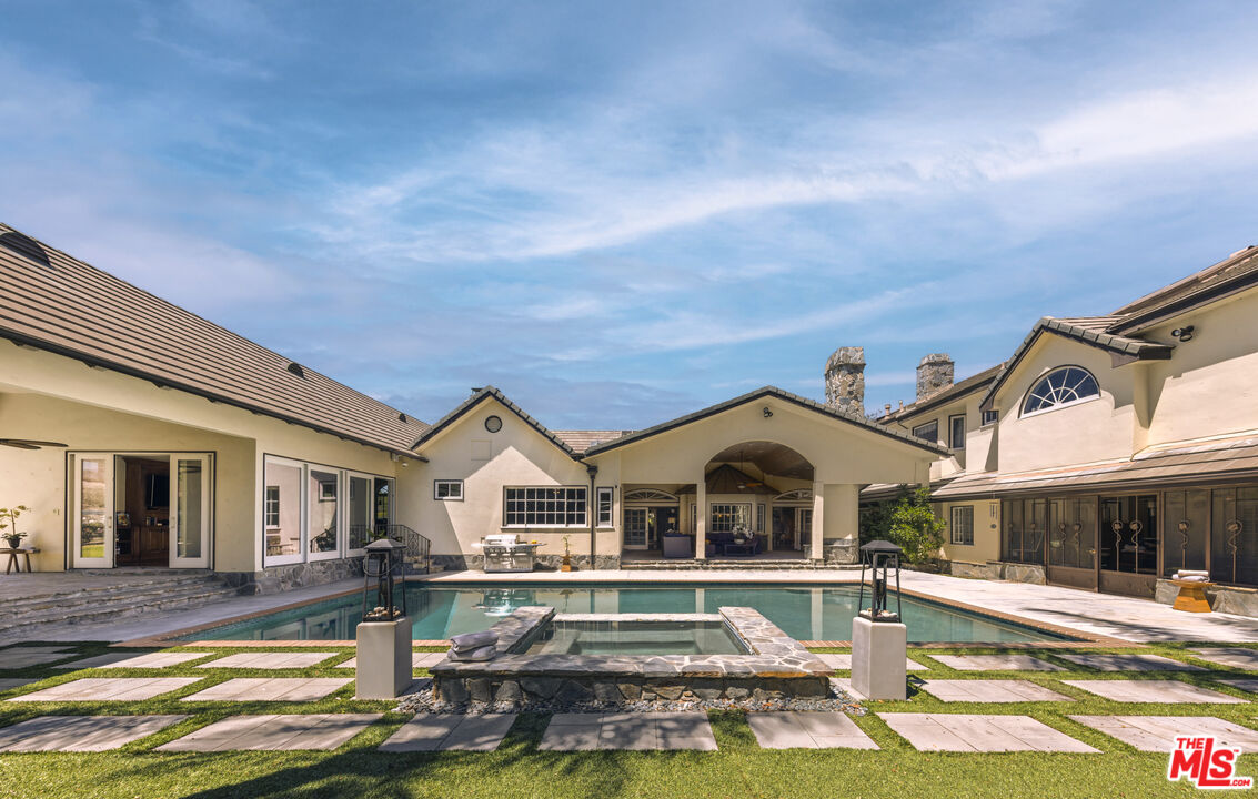 MLS #25602383 image #12