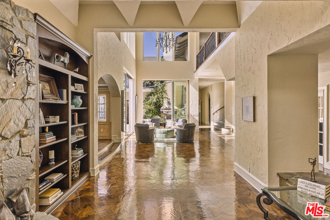 MLS #25602383 image #4