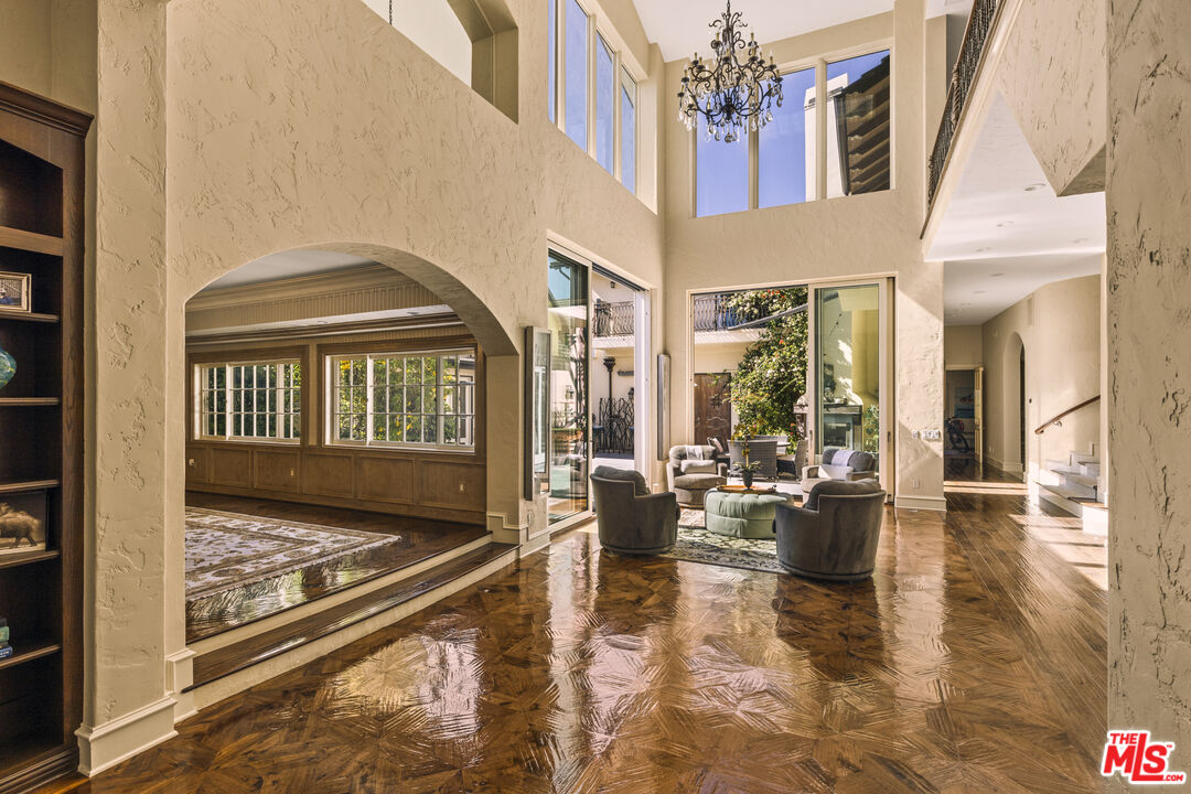 MLS #25602383 image #5