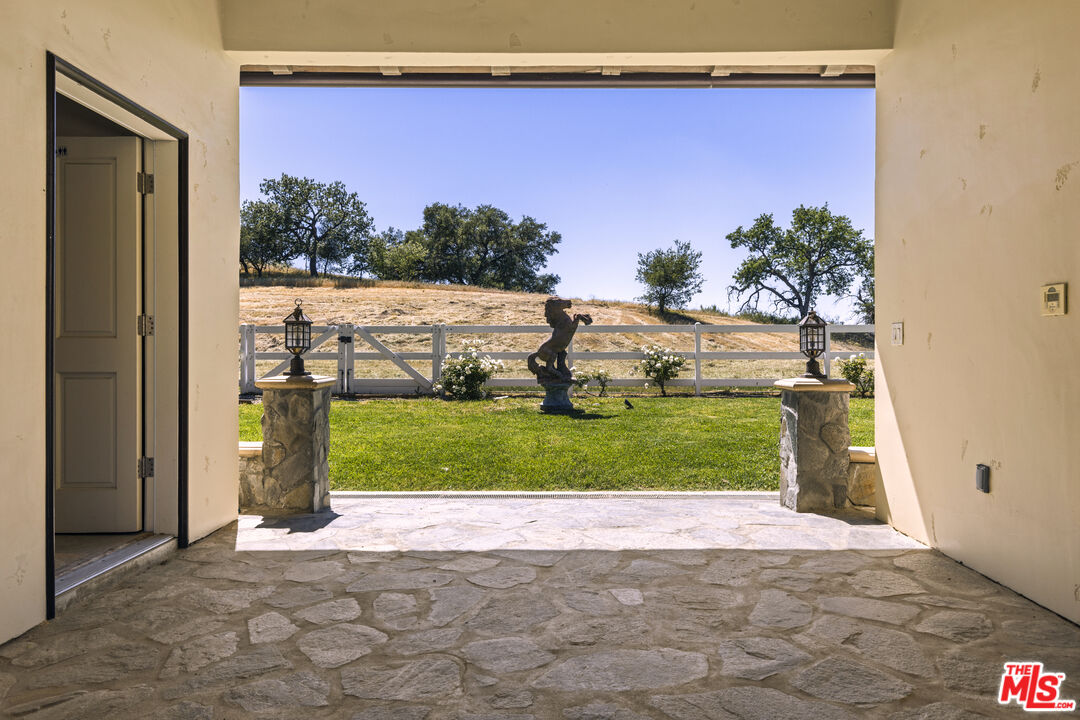 MLS #25602383 image #8