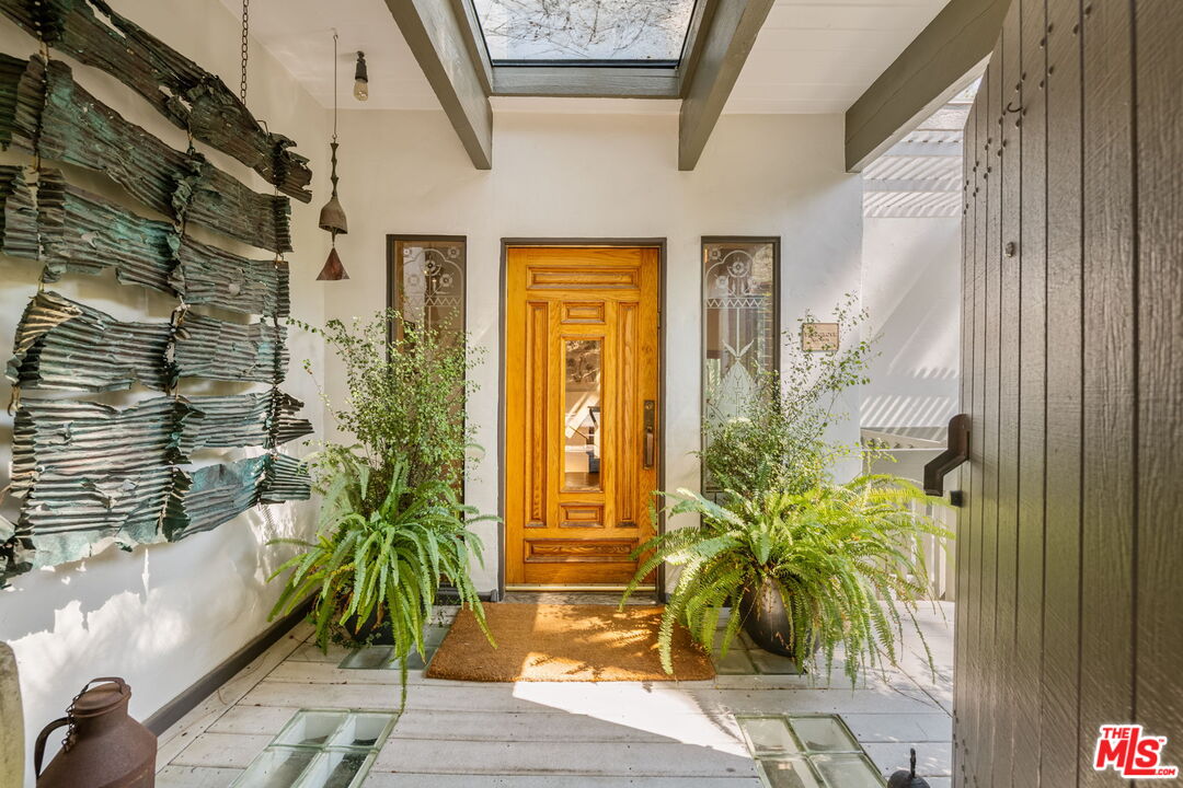 MLS #25602411 image #3