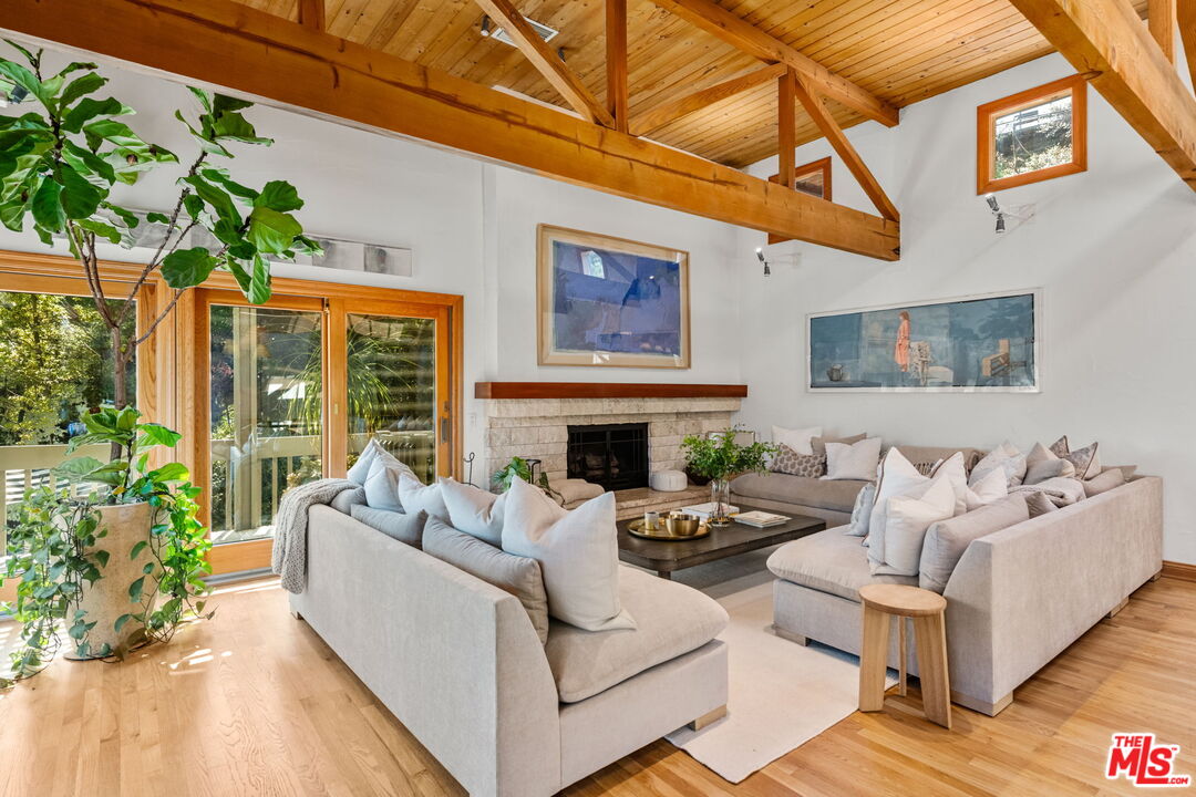 MLS #25602411 image #5