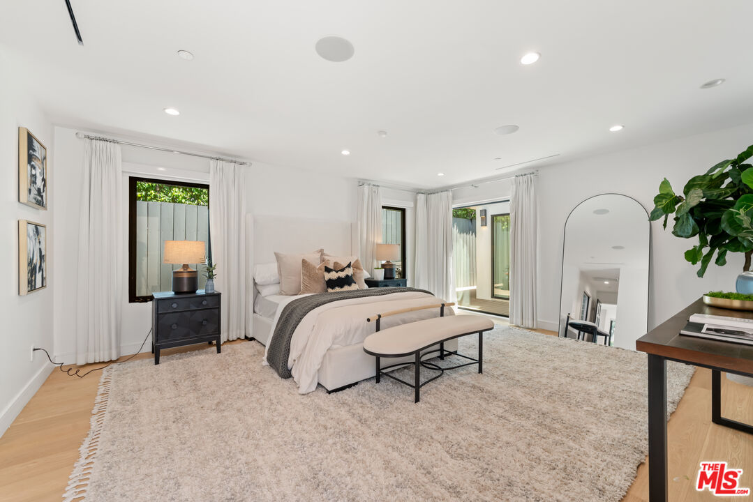 MLS #25602441 image #4