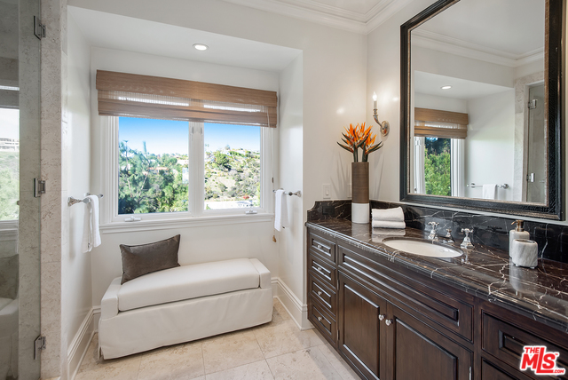 MLS #25602667 image #10