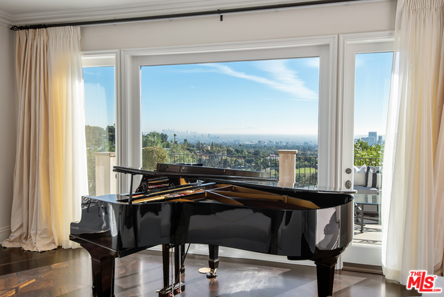 MLS #25602667 image #4