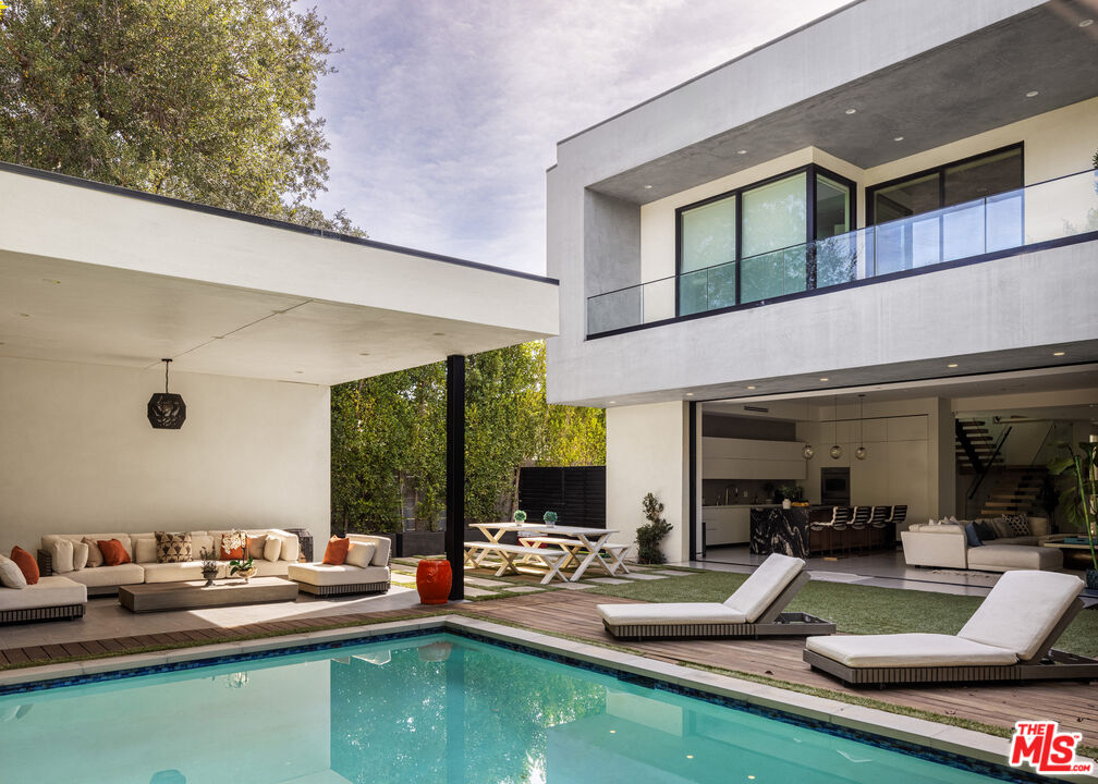 MLS #25602687 image #1